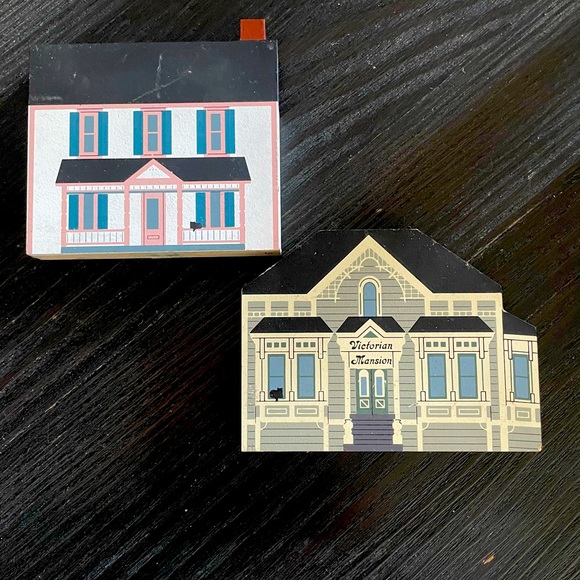 The Cat’s Meow Bed and Breakfast Houses - Picture 1 of 7